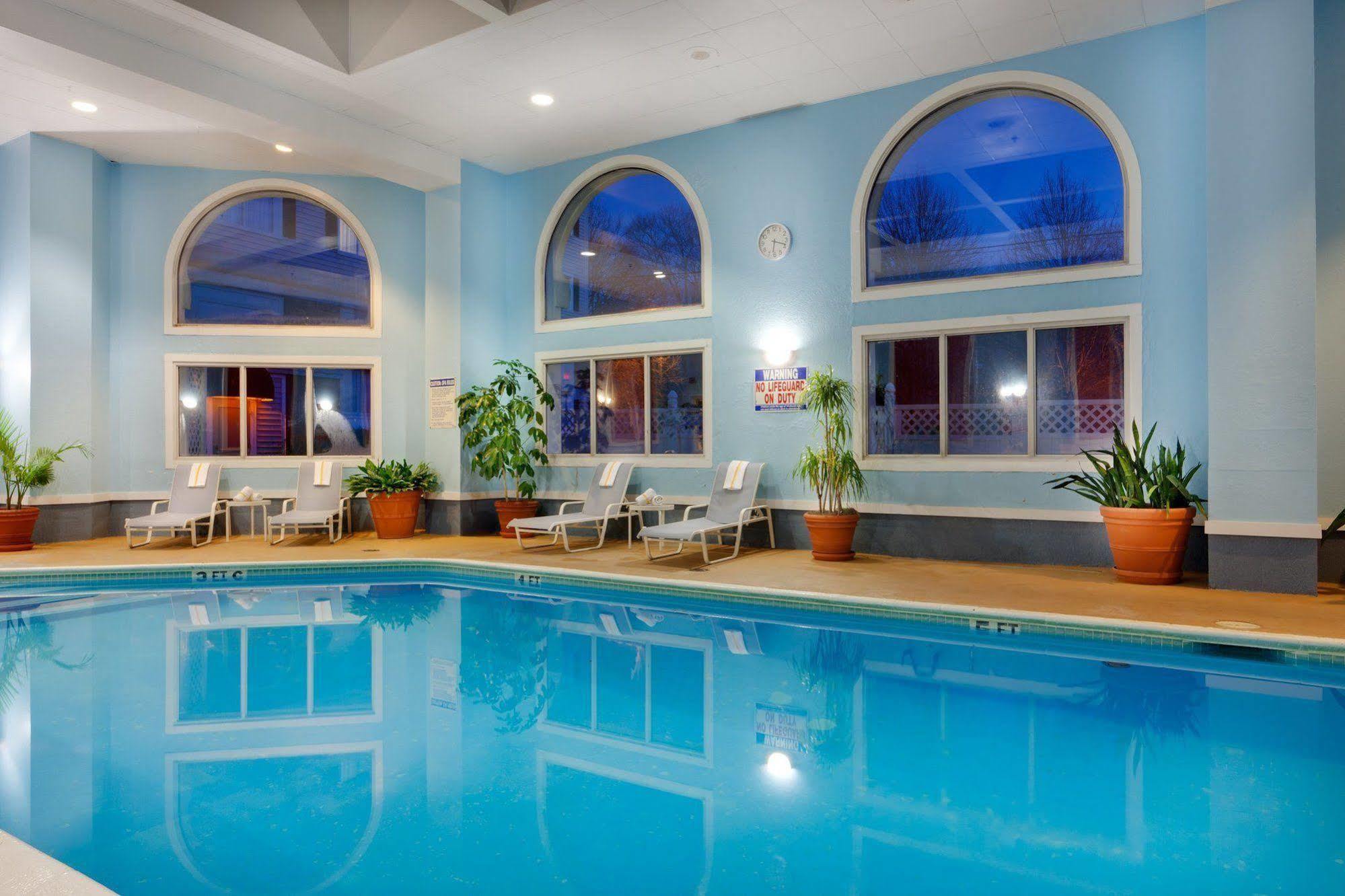Готель Wyndham Саутбері Зручності фото